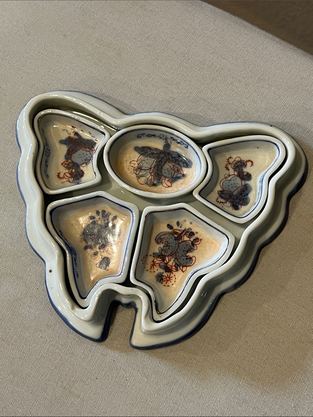 Ceramic Butterfly Moth Trinket Box With Tray Inserts - Picture 4 of 11